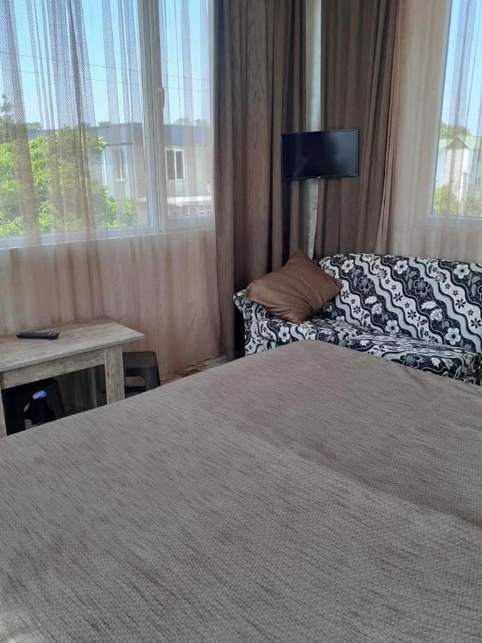 Guest House "Sulo" Kobuleti Ngoại thất bức ảnh