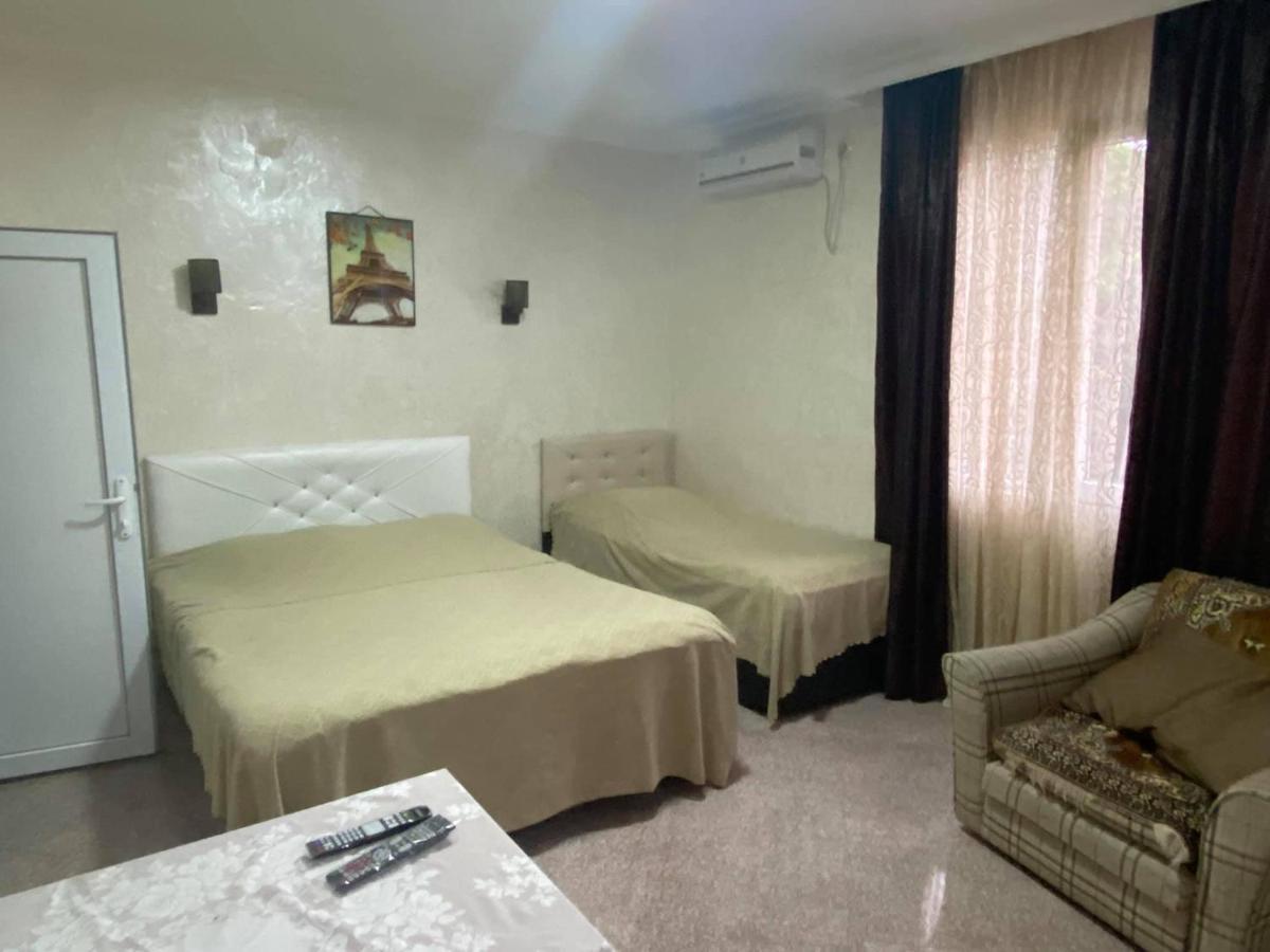 Guest House "Sulo" Kobuleti Ngoại thất bức ảnh