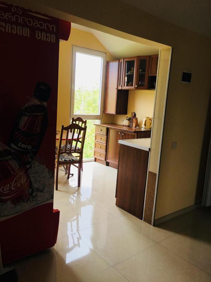 Guest House "Sulo" Kobuleti Ngoại thất bức ảnh