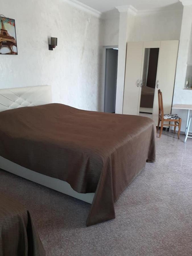Guest House "Sulo" Kobuleti Ngoại thất bức ảnh